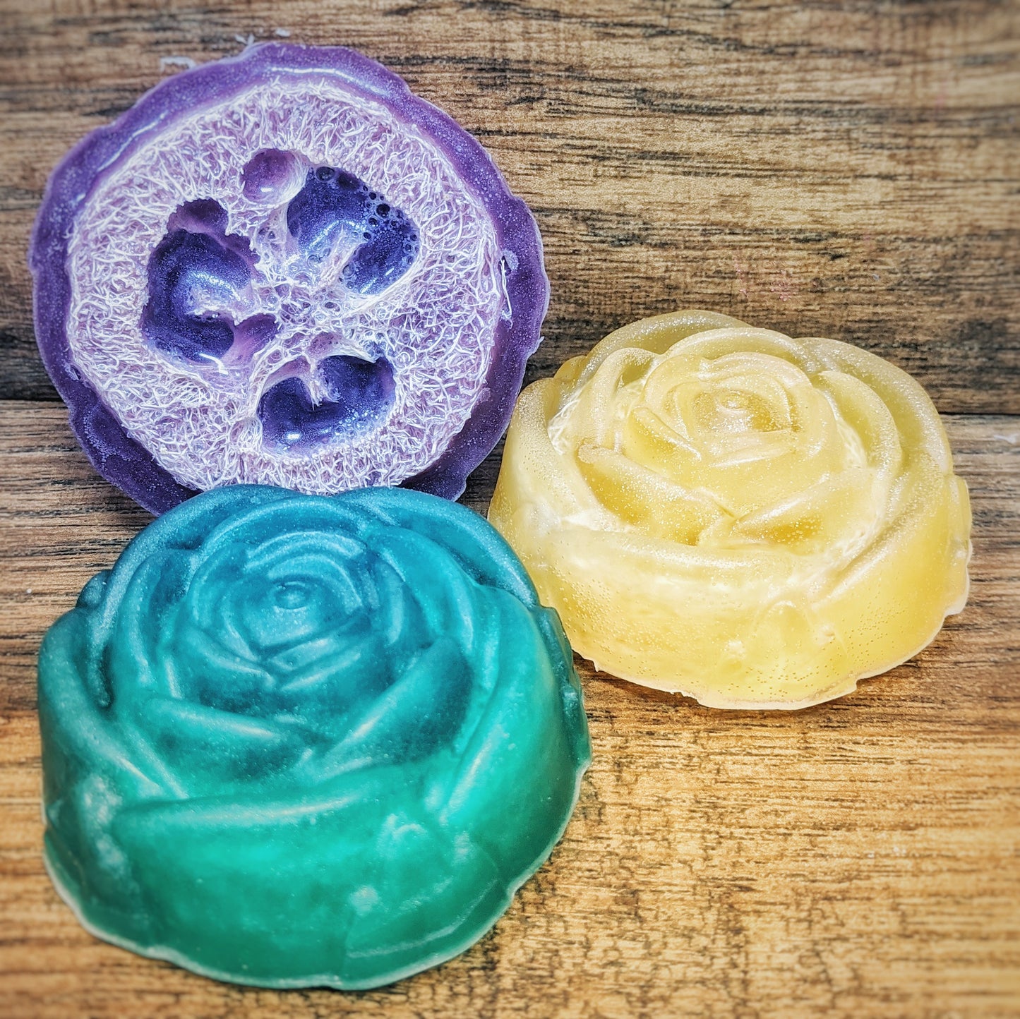 Rose-Shaped Medium Loofah Soap